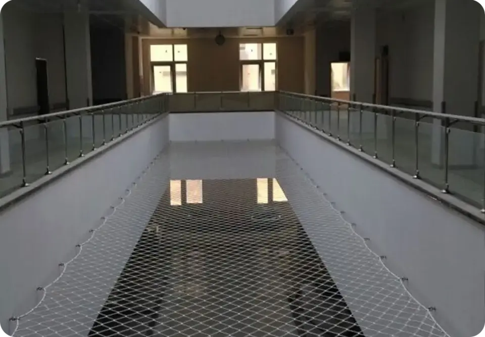 Galeri Boşluğu Güvenlik Filesi